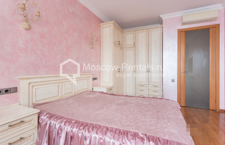 Photo #6 4-room (3 BR) apartment for <a href="http://moscow-rentals.ru/en/articles/long-term-rent" target="_blank">a long-term</a> rent
 in Russia, Moscow, Shabolovka str, 23с4
