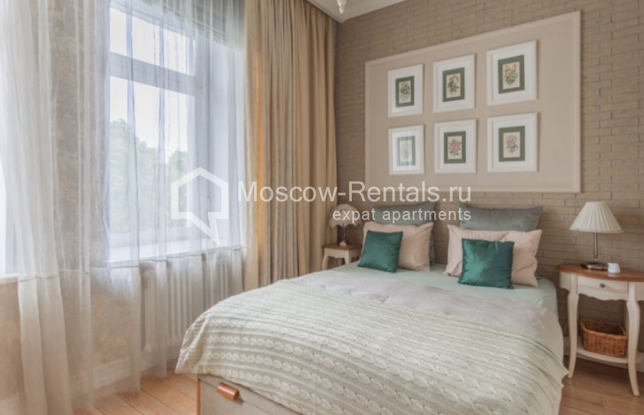 Photo #7 3-room (2 BR) apartment for <a href="http://moscow-rentals.ru/en/articles/long-term-rent" target="_blank">a long-term</a> rent
 in Russia, Moscow, Gogolevskyi blv, 25С1