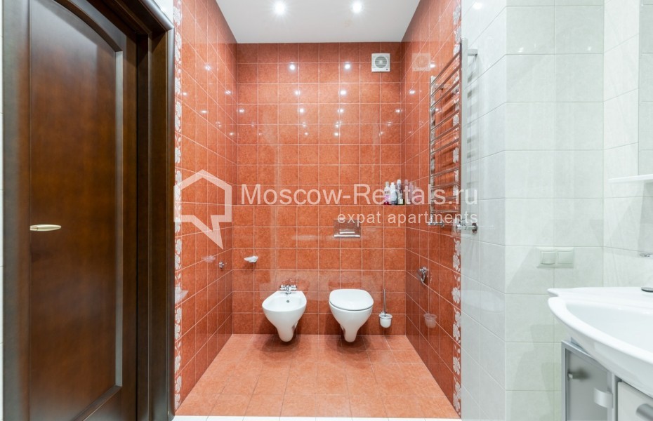 Photo #17 3-room (2 BR) apartment for <a href="http://moscow-rentals.ru/en/articles/long-term-rent" target="_blank">a long-term</a> rent
 in Russia, Moscow, Sivtsev Vrazhek lane, 31/13
