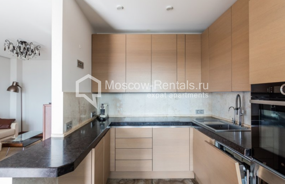 Photo #5 4-room (3 BR) apartment for <a href="http://moscow-rentals.ru/en/articles/long-term-rent" target="_blank">a long-term</a> rent
 in Russia, Moscow, Gagarinskyi lane, 21