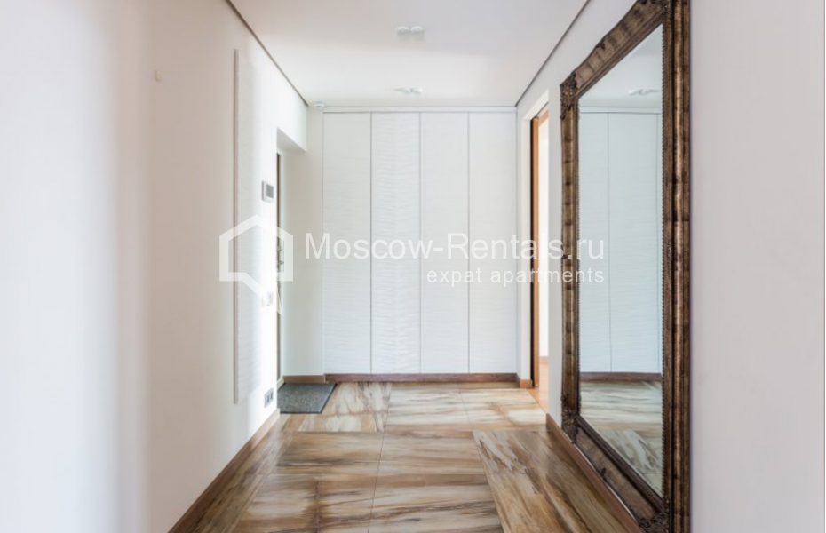 Photo #13 4-room (3 BR) apartment for <a href="http://moscow-rentals.ru/en/articles/long-term-rent" target="_blank">a long-term</a> rent
 in Russia, Moscow, Gagarinskyi lane, 21