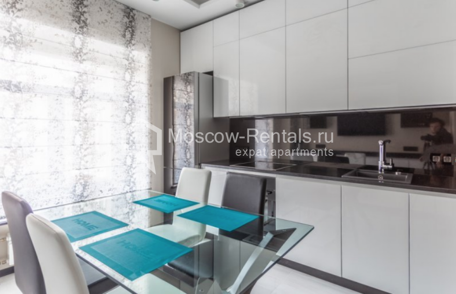 Photo #5 4-room (3 BR) apartment for <a href="http://moscow-rentals.ru/en/articles/long-term-rent" target="_blank">a long-term</a> rent
 in Russia, Moscow, Arbat str, 30/3С1