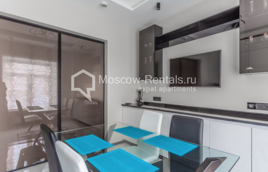 Photo #7 4-room (3 BR) apartment for <a href="http://moscow-rentals.ru/en/articles/long-term-rent" target="_blank">a long-term</a> rent
 in Russia, Moscow, Arbat str, 30/3С1