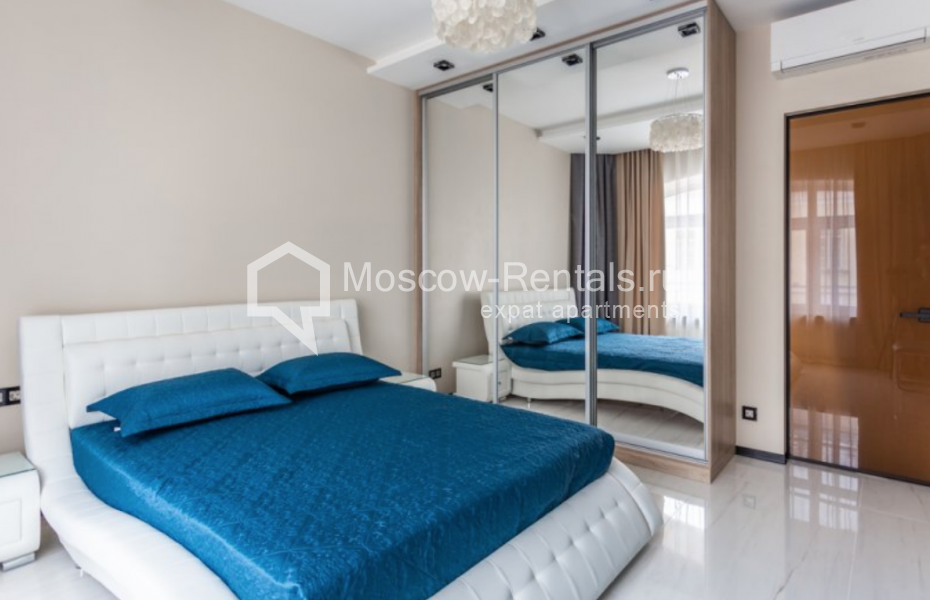 Photo #10 4-room (3 BR) apartment for <a href="http://moscow-rentals.ru/en/articles/long-term-rent" target="_blank">a long-term</a> rent
 in Russia, Moscow, Arbat str, 30/3С1
