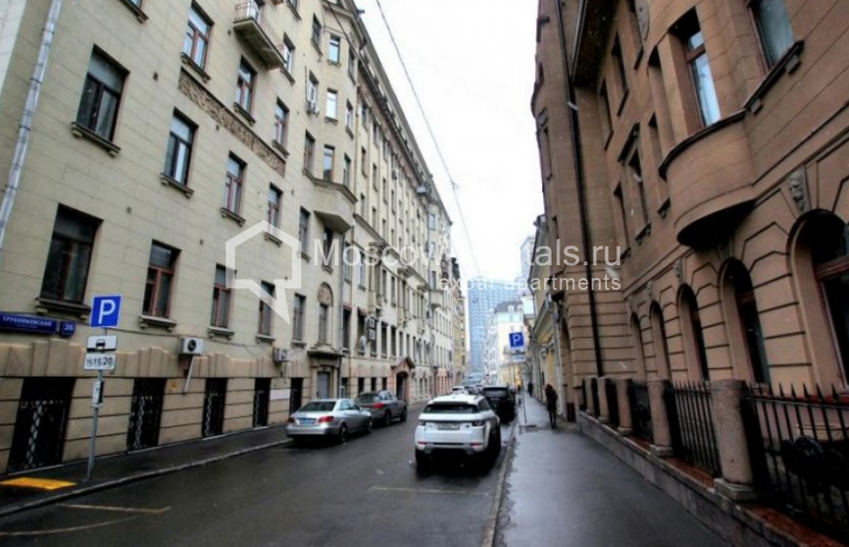 Photo #10 4-room (3 BR) apartment for <a href="http://moscow-rentals.ru/en/articles/long-term-rent" target="_blank">a long-term</a> rent
 in Russia, Moscow, Trubnikovskyi lane, 26С1