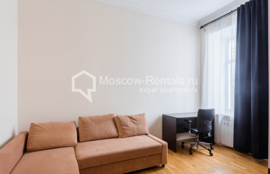 Photo #12 4-room (3 BR) apartment for <a href="http://moscow-rentals.ru/en/articles/long-term-rent" target="_blank">a long-term</a> rent
 in Russia, Moscow, M. Kakovinkyi lane, 1/8С1