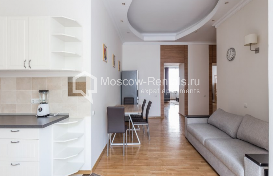 Photo #3 4-room (3 BR) apartment for <a href="http://moscow-rentals.ru/en/articles/long-term-rent" target="_blank">a long-term</a> rent
 in Russia, Moscow, M. Kakovinkyi lane, 1/8С1