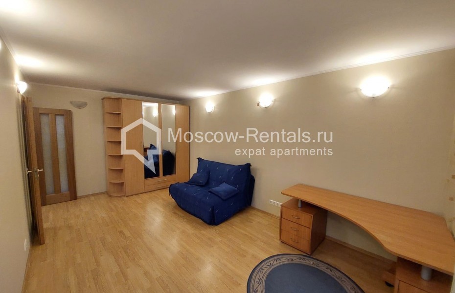 Photo #6 2-room (1 BR) apartment for <a href="http://moscow-rentals.ru/en/articles/long-term-rent" target="_blank">a long-term</a> rent
 in Russia, Moscow, Vasnetsova str, 11с1