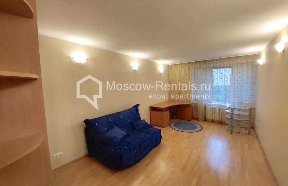 Photo #4 2-room (1 BR) apartment for <a href="http://moscow-rentals.ru/en/articles/long-term-rent" target="_blank">a long-term</a> rent
 in Russia, Moscow, Vasnetsova str, 11с1