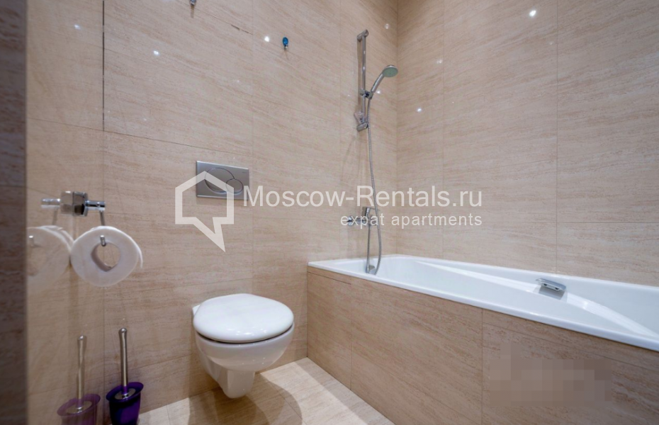 Photo #13 3-room (2 BR) apartment for <a href="http://moscow-rentals.ru/en/articles/long-term-rent" target="_blank">a long-term</a> rent
 in Russia, Moscow, Ruzheinyi lane, 3