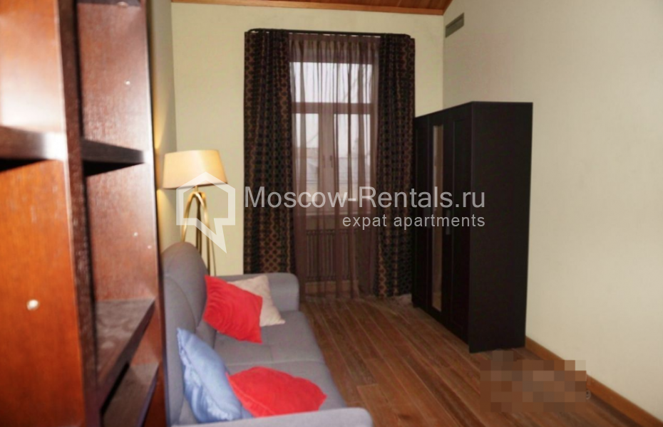 Photo #10 3-room (2 BR) apartment for <a href="http://moscow-rentals.ru/en/articles/long-term-rent" target="_blank">a long-term</a> rent
 in Russia, Moscow, Povarskaya str, 18