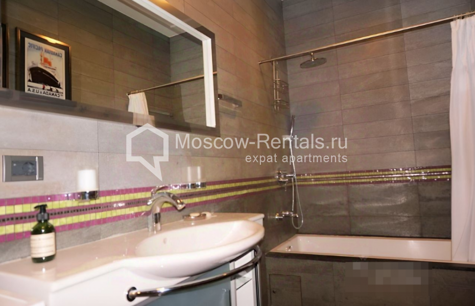 Photo #16 3-room (2 BR) apartment for <a href="http://moscow-rentals.ru/en/articles/long-term-rent" target="_blank">a long-term</a> rent
 in Russia, Moscow, Povarskaya str, 18