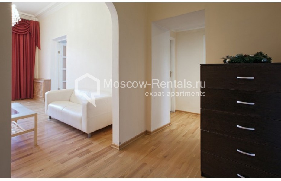 Photo #4 4-room (3 BR) apartment for <a href="http://moscow-rentals.ru/en/articles/long-term-rent" target="_blank">a long-term</a> rent
 in Russia, Moscow, 1st Tverskaya-Yamskaya str, 36 bld 1