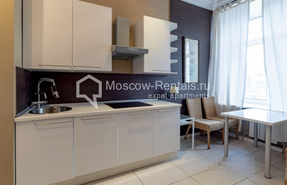 Photo #14 3-room (2 BR) apartment for <a href="http://moscow-rentals.ru/en/articles/long-term-rent" target="_blank">a long-term</a> rent
 in Russia, Moscow, Serafimovicha str, 2