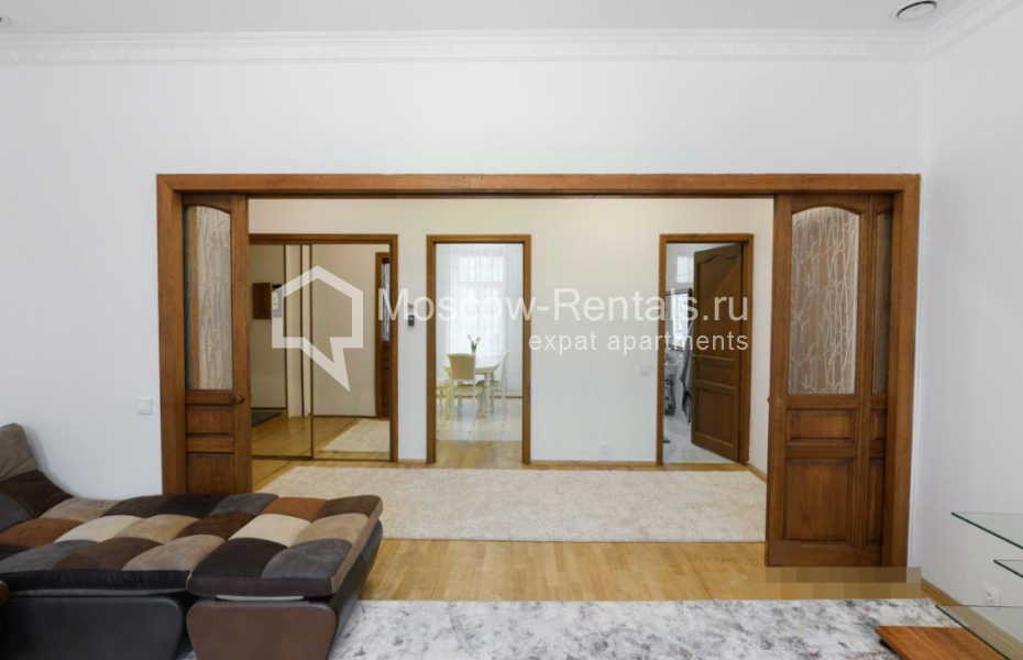 Photo #10 3-room (2 BR) apartment for <a href="http://moscow-rentals.ru/en/articles/long-term-rent" target="_blank">a long-term</a> rent
 in Russia, Moscow, Arbat str, 49