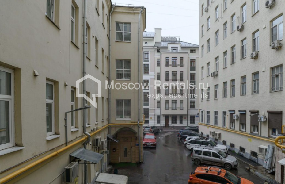 Photo #18 3-room (2 BR) apartment for <a href="http://moscow-rentals.ru/en/articles/long-term-rent" target="_blank">a long-term</a> rent
 in Russia, Moscow, Arbat str, 49