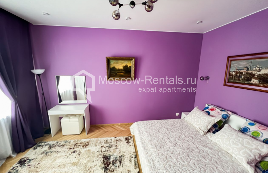 Photo #10 3-room (2 BR) apartment for <a href="http://moscow-rentals.ru/en/articles/long-term-rent" target="_blank">a long-term</a> rent
 in Russia, Moscow, Sivtsev Vrazhek lane, 20