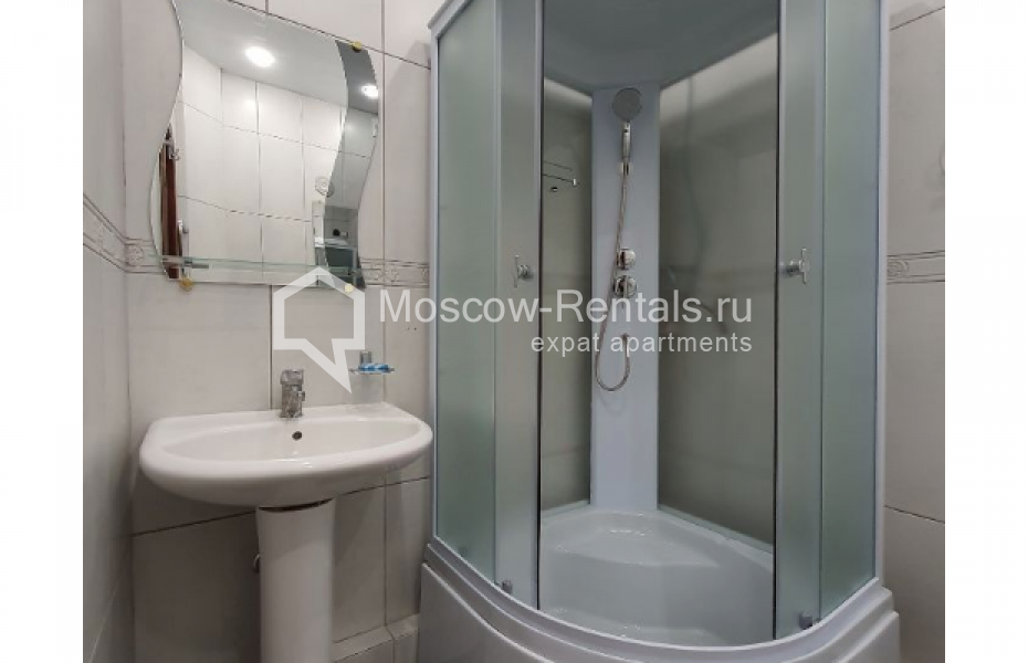 Photo #22 3-room (2 BR) apartment for <a href="http://moscow-rentals.ru/en/articles/long-term-rent" target="_blank">a long-term</a> rent
 in Russia, Moscow, Sivtsev Vrazhek lane, 20
