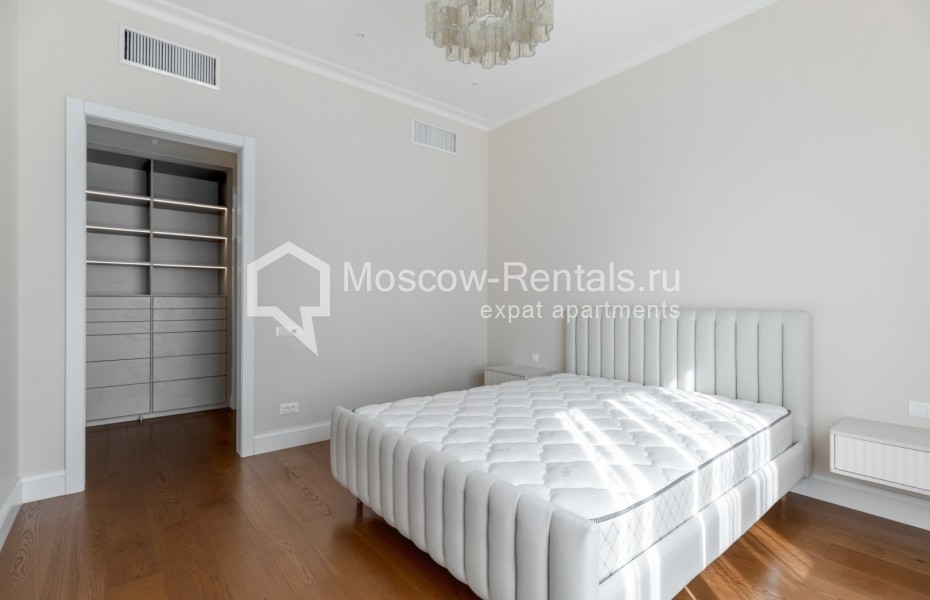 Photo #10 3-room (2 BR) apartment for <a href="http://moscow-rentals.ru/en/articles/long-term-rent" target="_blank">a long-term</a> rent
 in Russia, Moscow, Ordzhonikidze str, 1