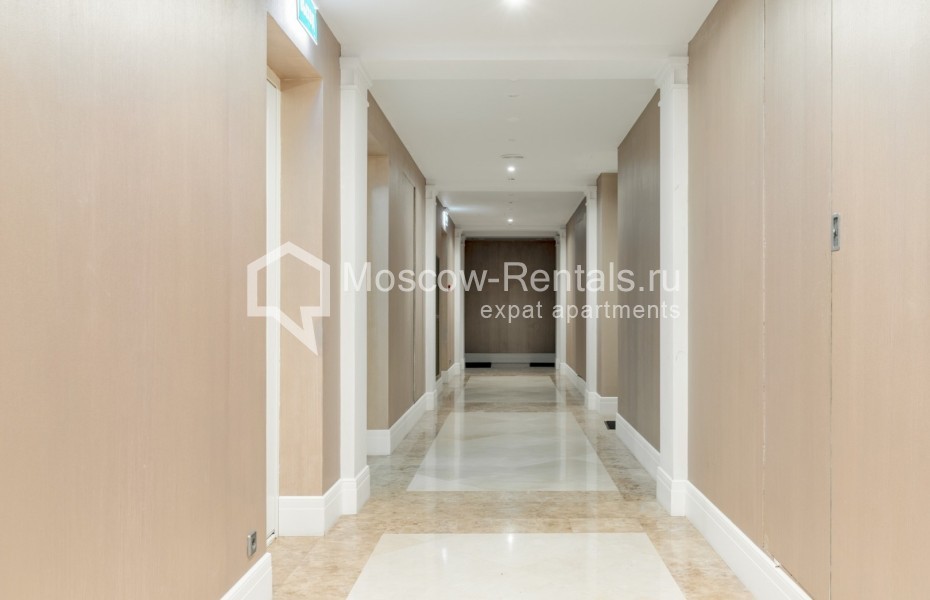 Photo #2 3-room (2 BR) apartment for <a href="http://moscow-rentals.ru/en/articles/long-term-rent" target="_blank">a long-term</a> rent
 in Russia, Moscow, Ordzhonikidze str, 1