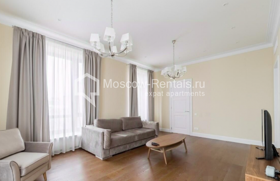 Photo #4 3-room (2 BR) apartment for <a href="http://moscow-rentals.ru/en/articles/long-term-rent" target="_blank">a long-term</a> rent
 in Russia, Moscow, Ordzhonikidze str, 1
