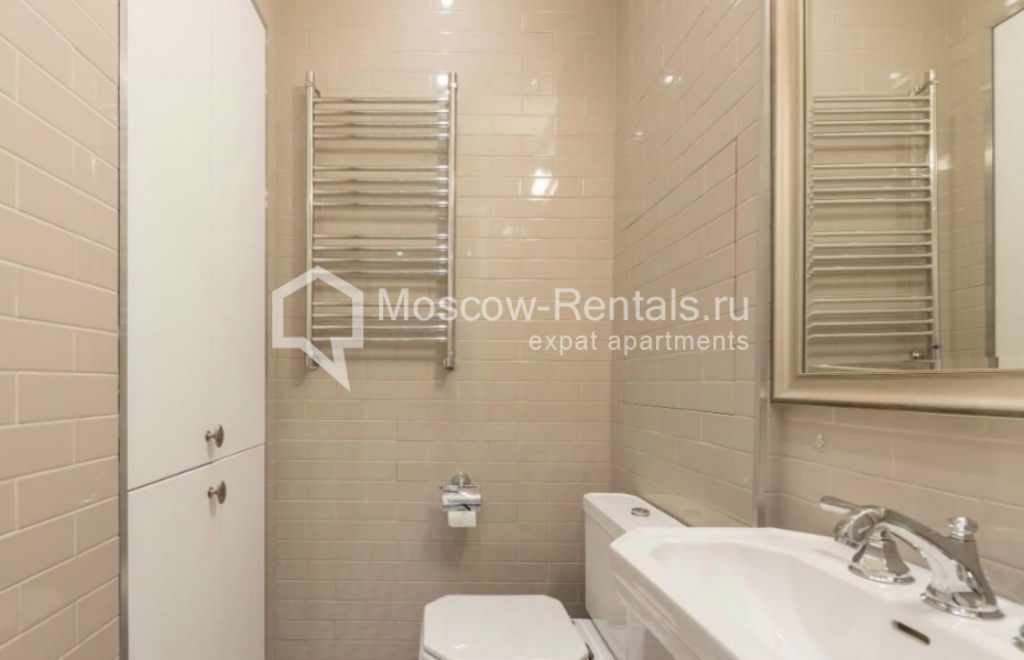 Photo #16 3-room (2 BR) apartment for <a href="http://moscow-rentals.ru/en/articles/long-term-rent" target="_blank">a long-term</a> rent
 in Russia, Moscow, Ordzhonikidze str, 1