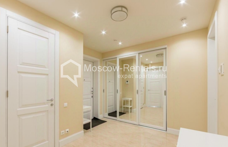 Photo #18 3-room (2 BR) apartment for <a href="http://moscow-rentals.ru/en/articles/long-term-rent" target="_blank">a long-term</a> rent
 in Russia, Moscow, Ordzhonikidze str, 1