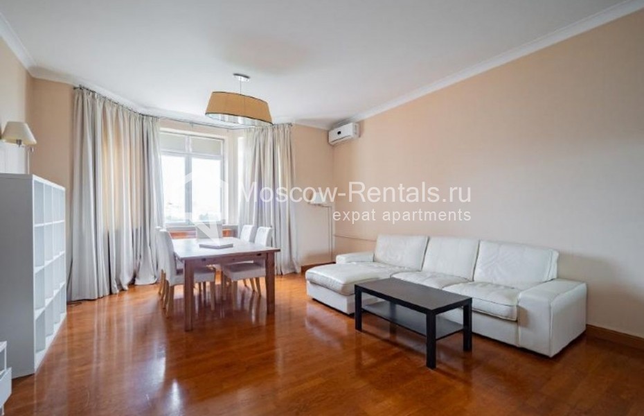 Photo #1 3-room (2 BR) apartment for <a href="http://moscow-rentals.ru/en/articles/long-term-rent" target="_blank">a long-term</a> rent
 in Russia, Moscow, 1st Spasonalivkovsky lane, 20