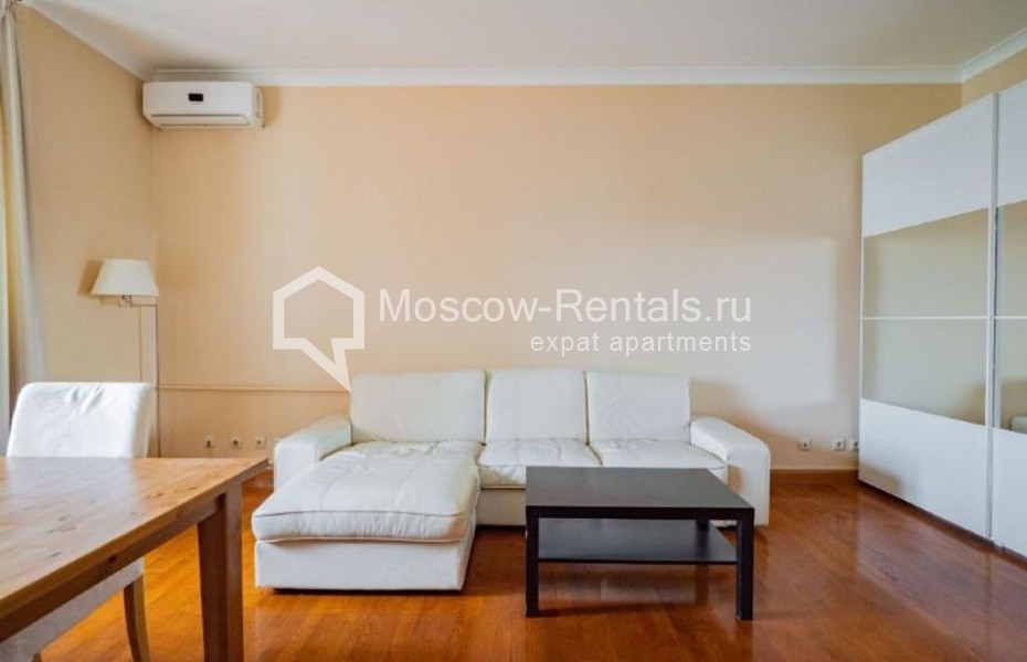 Photo #2 3-room (2 BR) apartment for <a href="http://moscow-rentals.ru/en/articles/long-term-rent" target="_blank">a long-term</a> rent
 in Russia, Moscow, 1st Spasonalivkovsky lane, 20