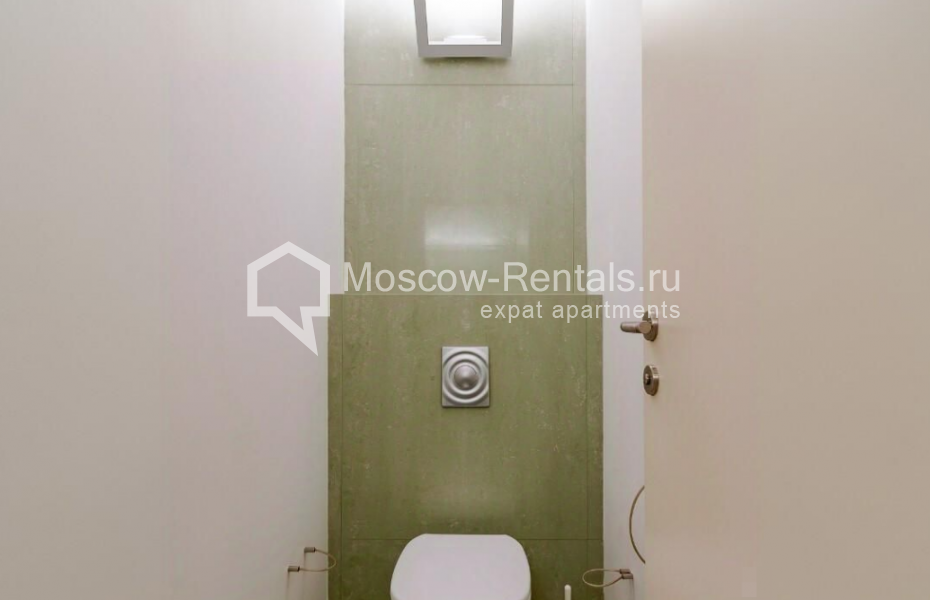 Photo #18 3-room (2 BR) apartment for <a href="http://moscow-rentals.ru/en/articles/long-term-rent" target="_blank">a long-term</a> rent
 in Russia, Moscow, Shabolovka str, 23k1