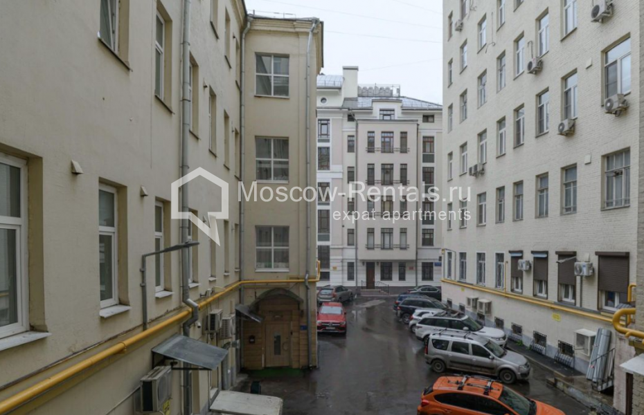 Photo #22 3-room (2 BR) apartment for <a href="http://moscow-rentals.ru/en/articles/long-term-rent" target="_blank">a long-term</a> rent
 in Russia, Moscow, Arbat str, 49