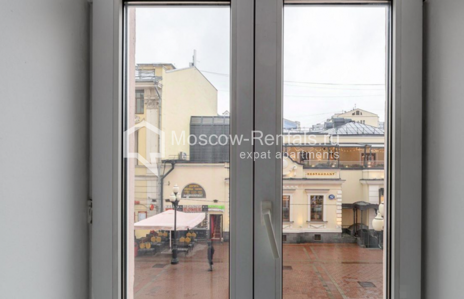 Photo #16 3-room (2 BR) apartment for <a href="http://moscow-rentals.ru/en/articles/long-term-rent" target="_blank">a long-term</a> rent
 in Russia, Moscow, Arbat str, 49