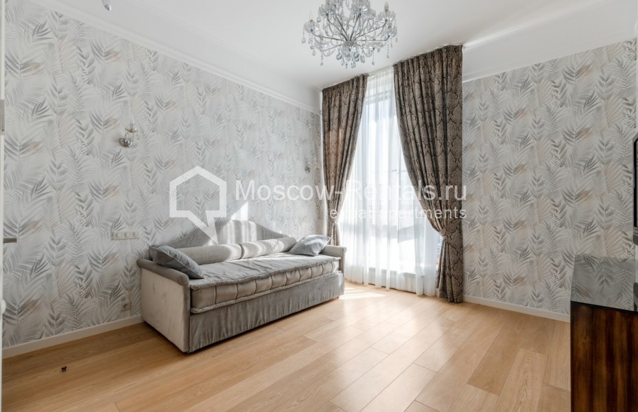 Photo #5 4-room (3 BR) apartment for <a href="http://moscow-rentals.ru/en/articles/long-term-rent" target="_blank">a long-term</a> rent
 in Russia, Moscow, 3rd Frunzenskaya str, 5k1