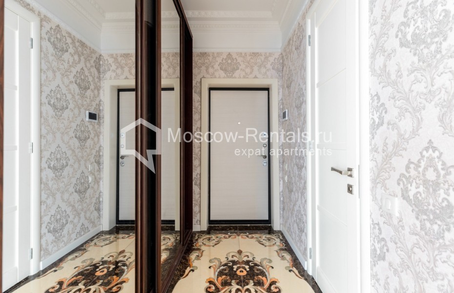 Photo #21 4-room (3 BR) apartment for <a href="http://moscow-rentals.ru/en/articles/long-term-rent" target="_blank">a long-term</a> rent
 in Russia, Moscow, 3rd Frunzenskaya str, 5k1