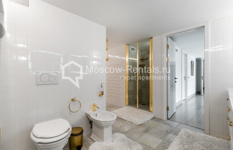 Photo #18 3-room (2 BR) apartment for <a href="http://moscow-rentals.ru/en/articles/long-term-rent" target="_blank">a long-term</a> rent
 in Russia, Moscow, Bolshaya Sadovaya str, 5k1