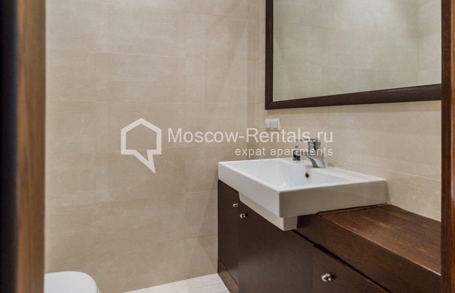 Photo #11 5-room (4 BR) apartment for <a href="http://moscow-rentals.ru/en/articles/long-term-rent" target="_blank">a long-term</a> rent
 in Russia, Moscow, Krivokolenny lane, 14C1