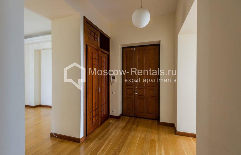 Photo #13 5-room (4 BR) apartment for <a href="http://moscow-rentals.ru/en/articles/long-term-rent" target="_blank">a long-term</a> rent
 in Russia, Moscow, Krivokolenny lane, 14C1