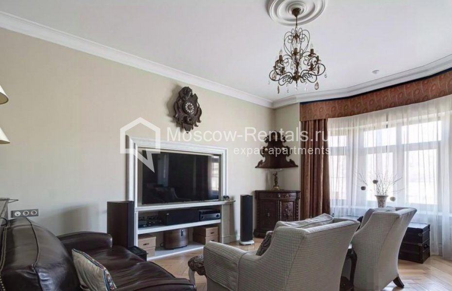 Photo #3 4-room (3 BR) apartment for <a href="http://moscow-rentals.ru/en/articles/long-term-rent" target="_blank">a long-term</a> rent
 in Russia, Moscow, Furmanny lane, 15