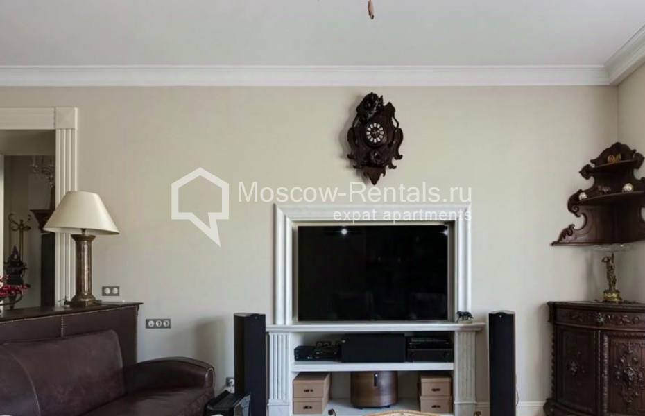 Photo #6 4-room (3 BR) apartment for <a href="http://moscow-rentals.ru/en/articles/long-term-rent" target="_blank">a long-term</a> rent
 in Russia, Moscow, Furmanny lane, 15