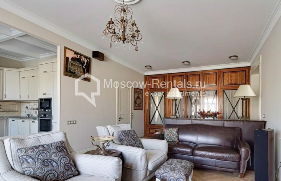 Photo #4 4-room (3 BR) apartment for <a href="http://moscow-rentals.ru/en/articles/long-term-rent" target="_blank">a long-term</a> rent
 in Russia, Moscow, Furmanny lane, 15