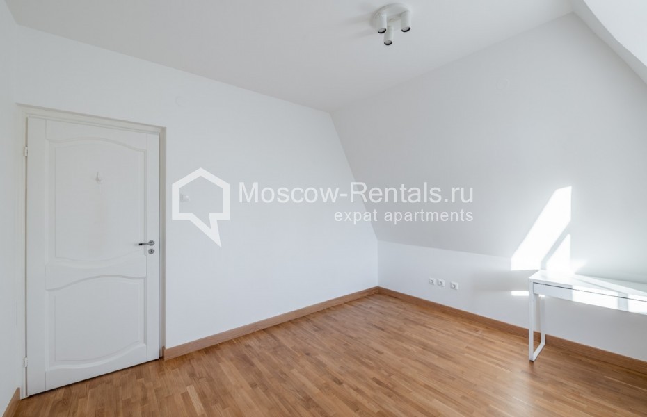 Photo #18 5-room (4 BR) apartment for <a href="http://moscow-rentals.ru/en/articles/long-term-rent" target="_blank">a long-term</a> rent
 in Russia, Moscow, Lukov lane, 7