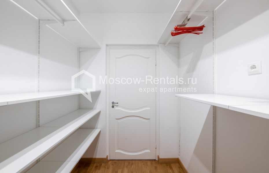 Photo #37 5-room (4 BR) apartment for <a href="http://moscow-rentals.ru/en/articles/long-term-rent" target="_blank">a long-term</a> rent
 in Russia, Moscow, Lukov lane, 7