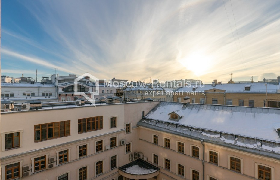 Photo #23 4-room (3 BR) apartment for <a href="http://moscow-rentals.ru/en/articles/long-term-rent" target="_blank">a long-term</a> rent
 in Russia, Moscow, Sretenka str, 9