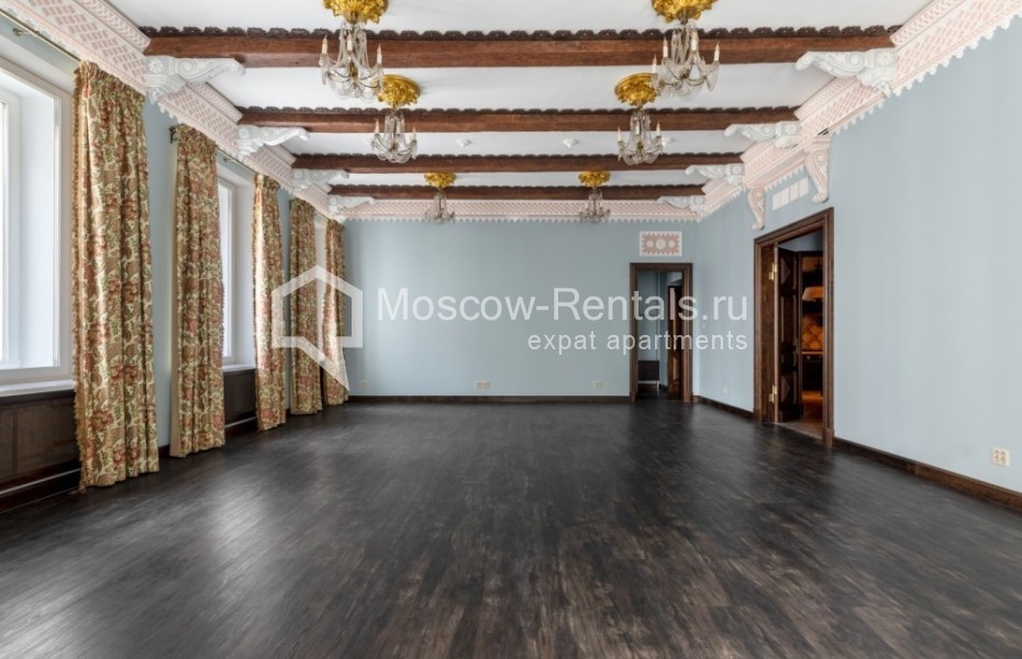 Photo #1 5-room (4 BR) apartment for <a href="http://moscow-rentals.ru/en/articles/long-term-rent" target="_blank">a long-term</a> rent
 in Russia, Moscow, Myasnitskaya str, 24