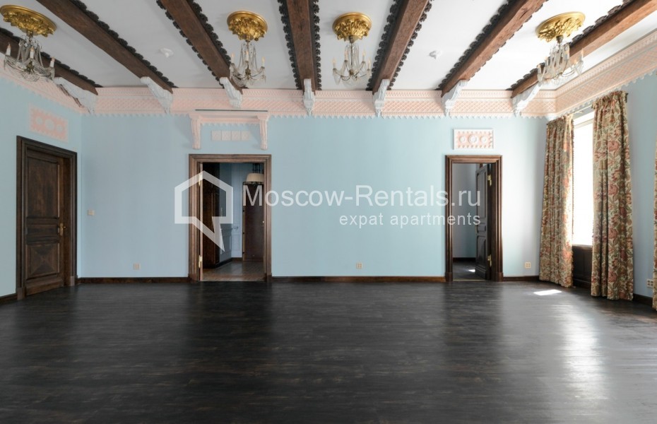 Photo #4 5-room (4 BR) apartment for <a href="http://moscow-rentals.ru/en/articles/long-term-rent" target="_blank">a long-term</a> rent
 in Russia, Moscow, Myasnitskaya str, 24