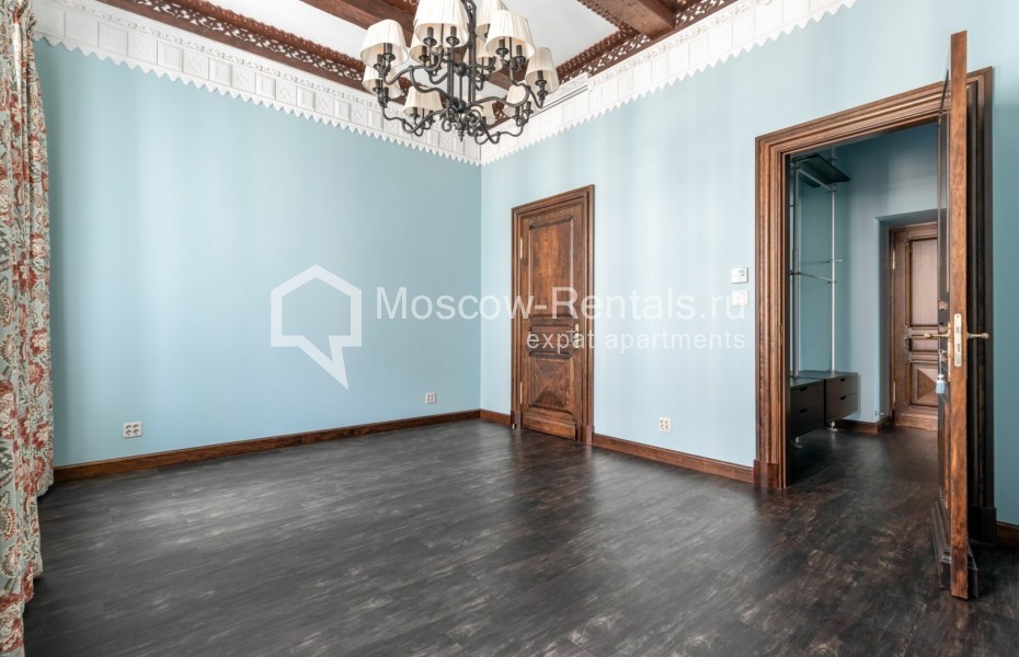Photo #8 5-room (4 BR) apartment for <a href="http://moscow-rentals.ru/en/articles/long-term-rent" target="_blank">a long-term</a> rent
 in Russia, Moscow, Myasnitskaya str, 24