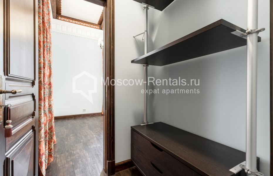 Photo #16 5-room (4 BR) apartment for <a href="http://moscow-rentals.ru/en/articles/long-term-rent" target="_blank">a long-term</a> rent
 in Russia, Moscow, Myasnitskaya str, 24