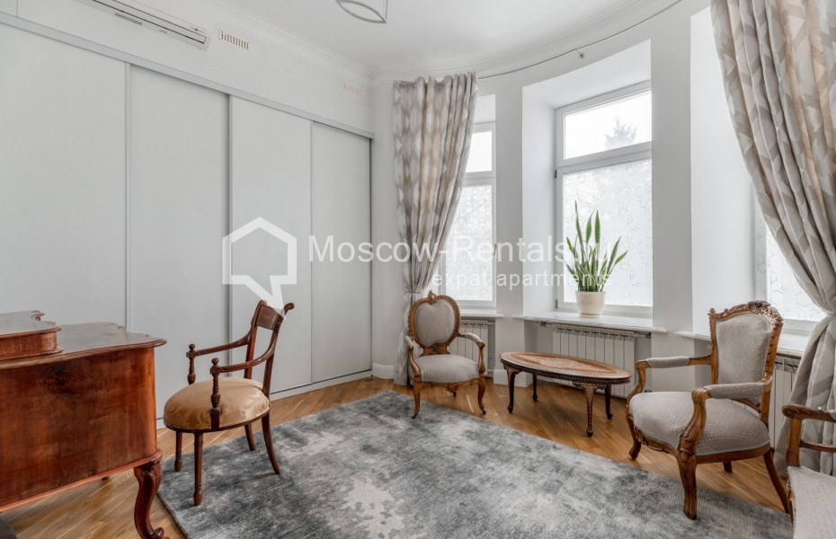 Photo #9 4-room (3 BR) apartment for <a href="http://moscow-rentals.ru/en/articles/long-term-rent" target="_blank">a long-term</a> rent
 in Russia, Moscow, Chaplygina str, 1AС1