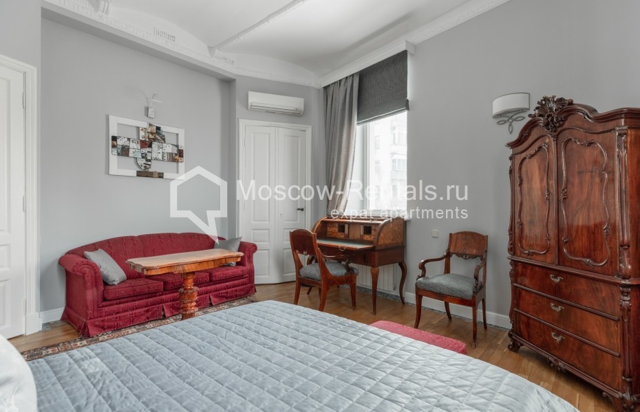 Photo #17 4-room (3 BR) apartment for <a href="http://moscow-rentals.ru/en/articles/long-term-rent" target="_blank">a long-term</a> rent
 in Russia, Moscow, Chaplygina str, 1AС1