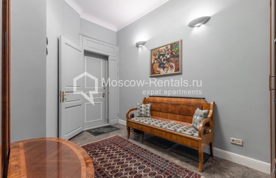 Photo #18 4-room (3 BR) apartment for <a href="http://moscow-rentals.ru/en/articles/long-term-rent" target="_blank">a long-term</a> rent
 in Russia, Moscow, Chaplygina str, 1AС1